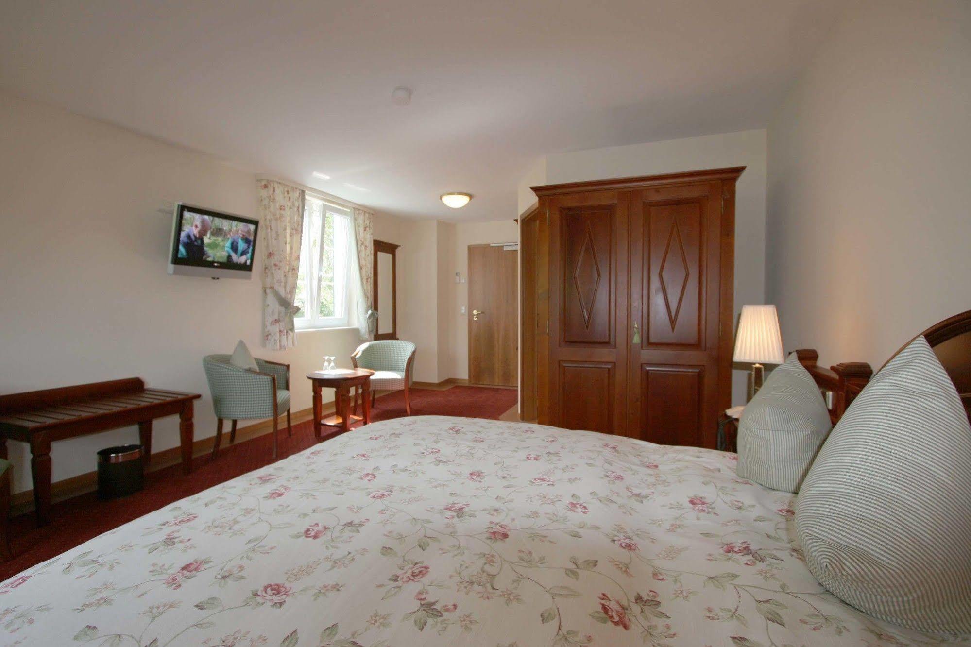 Hotel Muehle Binzen Ngoại thất bức ảnh